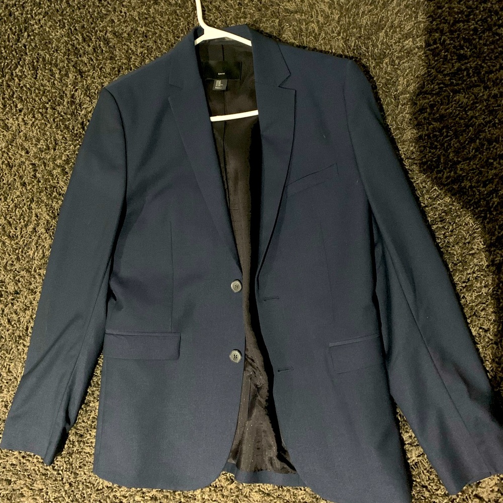 H&M men’s slim suit